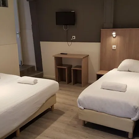 Old Quarter Hotel 2*