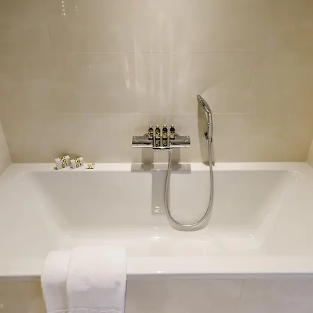 Hotel Ozo Arena