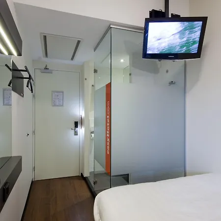 Hotel Easyhotel City Centre South