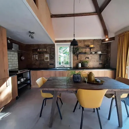 Voorhuis En Klein Waterland Bed & Breakfast *