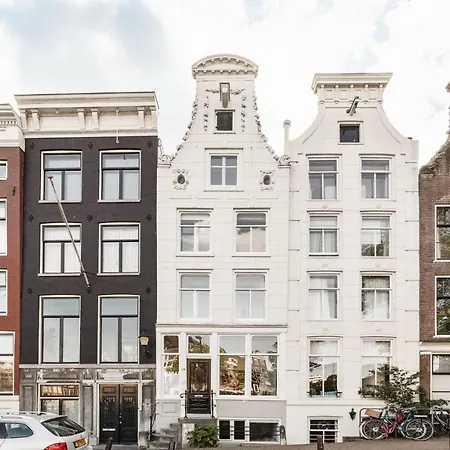 Next To Skinny Bridge Near Rembrandtsquare Appartement Amsterdam