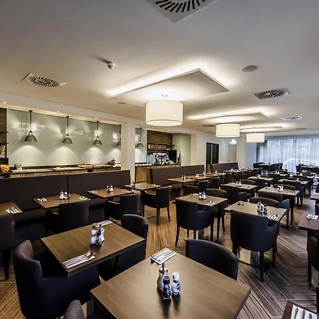 Ozo Arena 4* Amsterdam