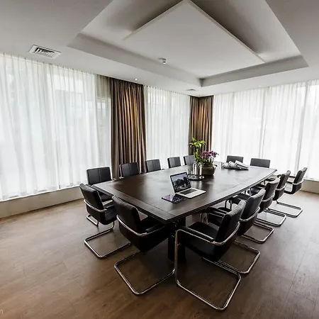 Ozo Arena Hotel