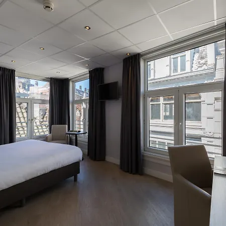 De Roode Leeuw Hotel 4*