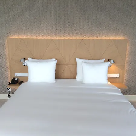 Amadi Panorama Hotel 4*