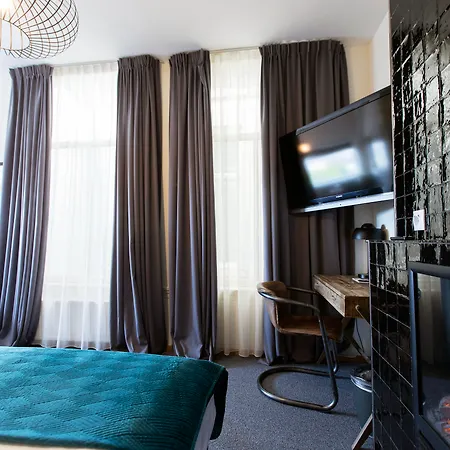 Hotel Quentin 3*