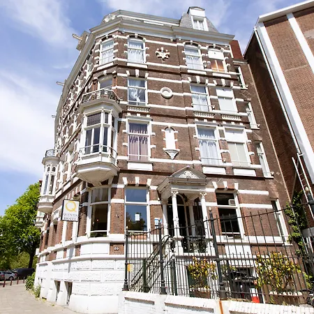 Hotel Quentin 3*