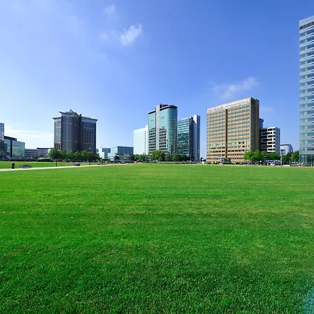 - Arena Towers By Ihg 4* Amsterdam