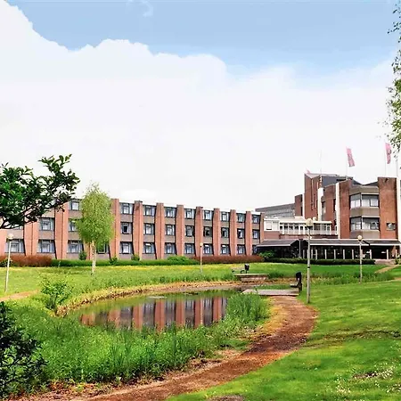 Hotel Mercure West 4*