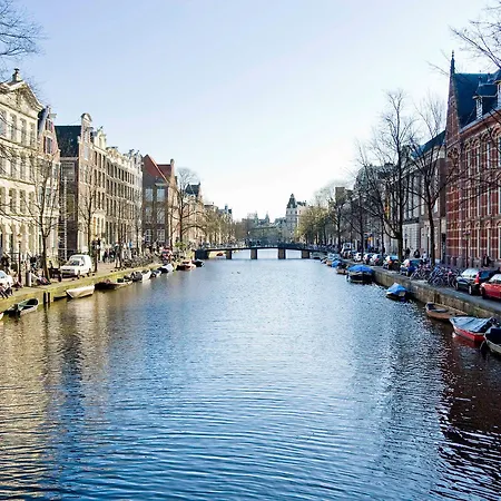 Mercure West 4*