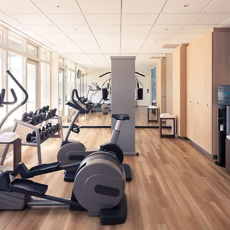 Mercure West Hotel 4*