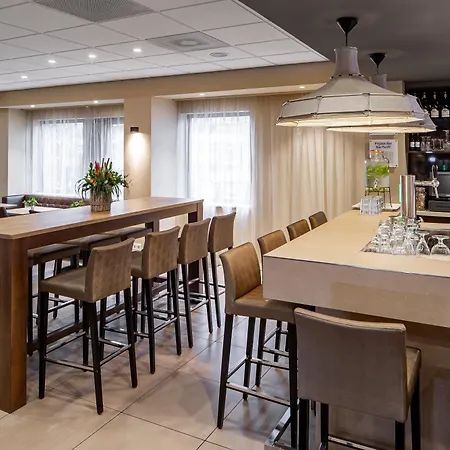Express - South By Ihg