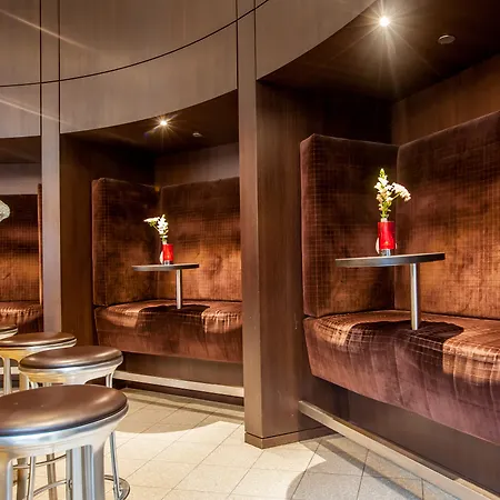 Dutch Design Artemis Hotel