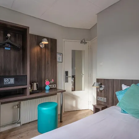 Damsquare Hotel 3*
