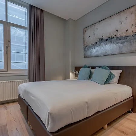 Damsquare Hotel 3*