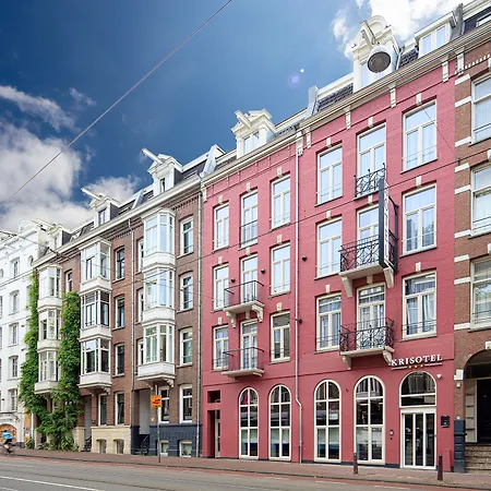 De Paris Hotel 3*