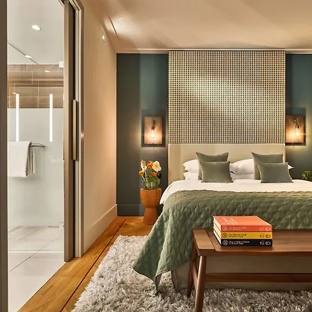 Hyatt Regency Hotel 5*