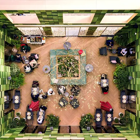 Hyatt Regency 5* Amsterdam