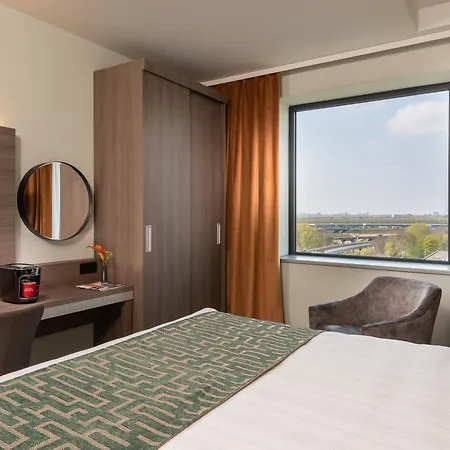 Leonardo Royal Hotel 4*
