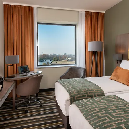 Hotel Leonardo Royal 4*