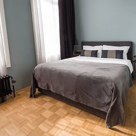 Quentin Zoo Otel