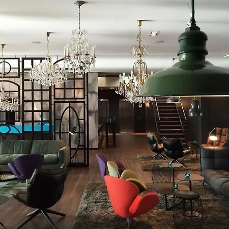 One 3* Amsterdam