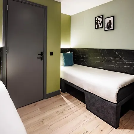 Hotel Ciao Papa Station 3*