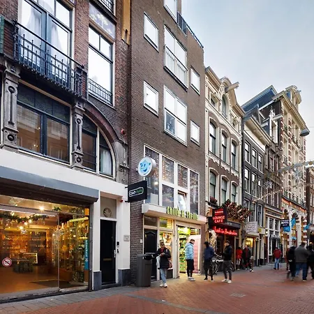 Ciao Papa Station Hotel Amsterdam