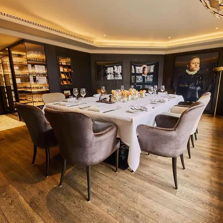Aparthotel Canal House At Sofitel Legend The Grand