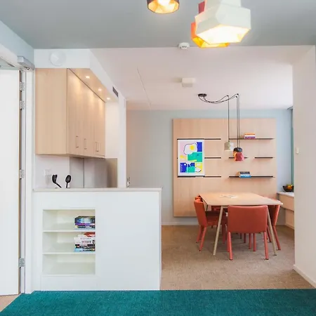 Casa 3*
