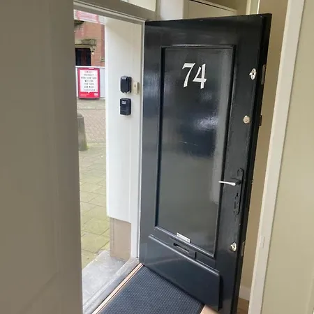 Very Ground Floor In A Great Location * Amsterdam