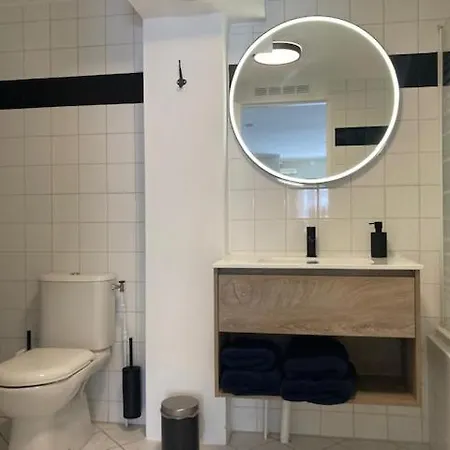 Very Ground Floor In A Great Location