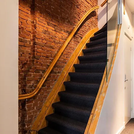Hotel Weber Studio's 2*