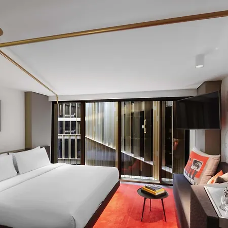 Hotel W 5*