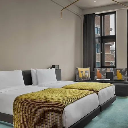 W 5* Amsterdam
