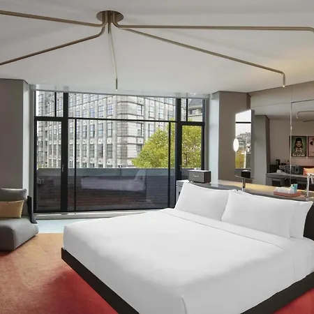 W 5* Amsterdam