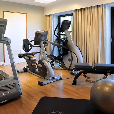 Courtyard By Marriott Arena Atlas Hotel