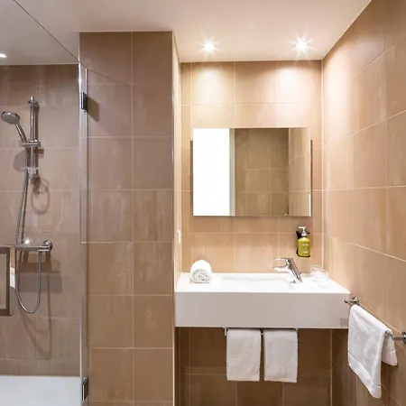 - Arena Towers By Ihg 4* Amsterdam
