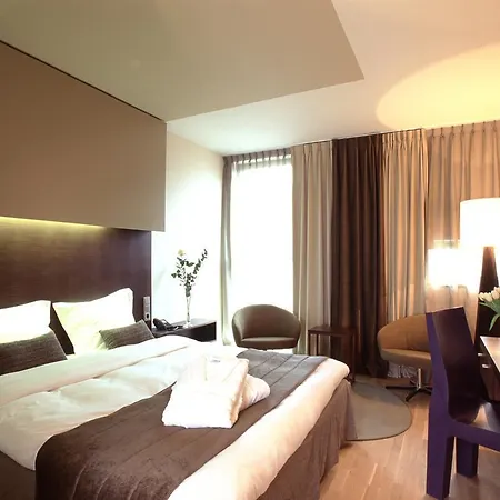 Dutch Design Artemis Hotel