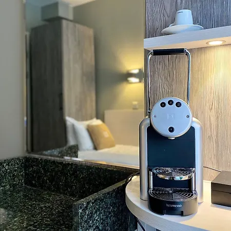 Xo Centre Hotel