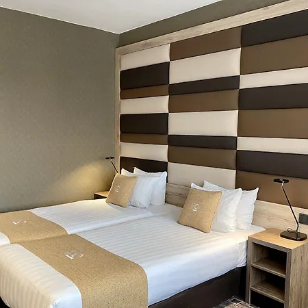 Xo Blue Tower Hotel