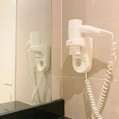 Gogh Hotel