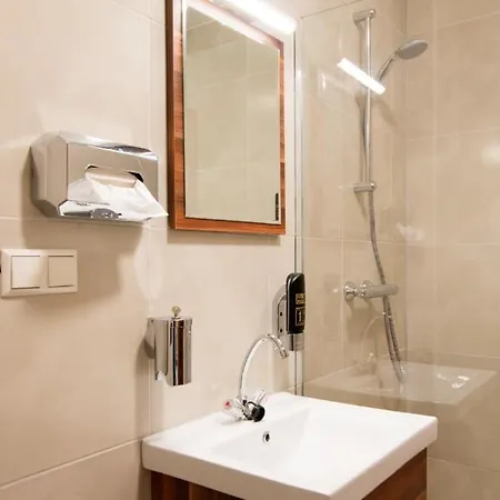 King's Court 3* أمستردام