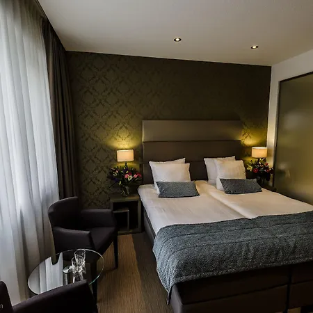 Hotel Ozo Arena 4*