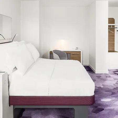 Hotel Yotel