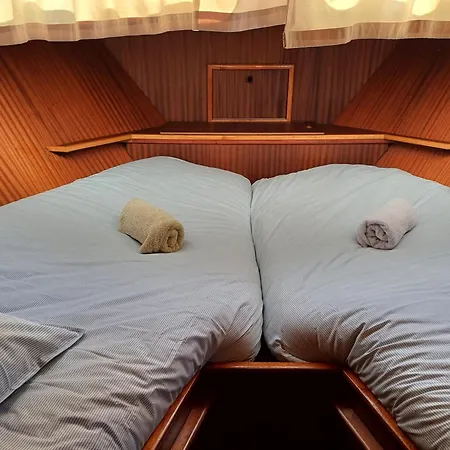 Úszó hotel Motor Yacht Amstelle
