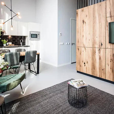 Yays East By Numa Apart-hotel 4*