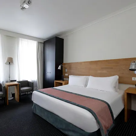 Catalonia Vondel 4*