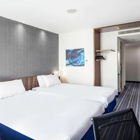 Hotel Express - South By Ihg
