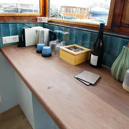 Najade Eco Houseboat Gasthuis